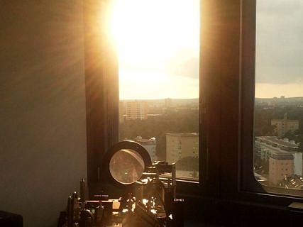 Towards entry "Squeezed quantum communication"