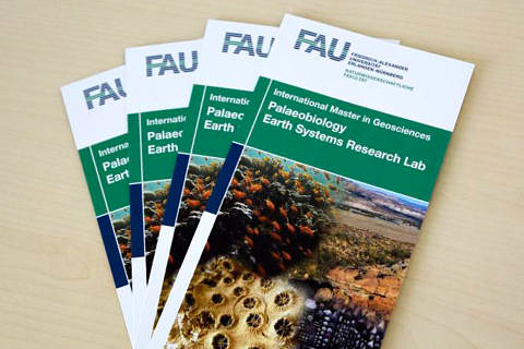 Towards entry "Image gallery: Open Day 2017 – International Master of Geosciences: Palaeobiology"