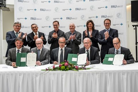 Towards entry "Max Planck Society, FAU and University Hospital Erlangen conclude cooperation agreement"