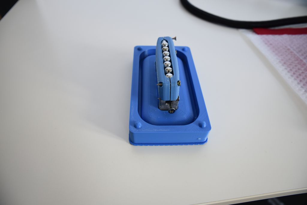 The bottom of the stimulator for patients suffering from diabetes shows the massage balls. (Image: FAU/Christina Dworak)