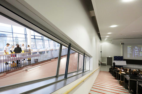 The University launched celebrations for the anniversary year with an academic symposium on 'Future of Research – Research of the Future'. An interdisciplinary approach was taken, with researchers from all disciplines at FAU joining international colleagues to cast a glance at the future of research. (Image: FAU/Kurt Fuchs)