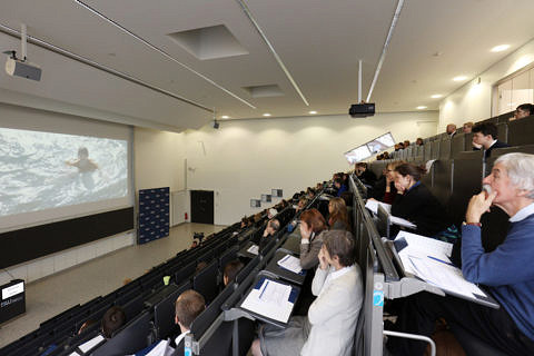 The University launched celebrations for the anniversary year with an academic symposium on 'Future of Research – Research of the Future'. An interdisciplinary approach was taken, with researchers from all disciplines at FAU joining international colleagues to cast a glance at the future of research. (Image: FAU/Kurt Fuchs)