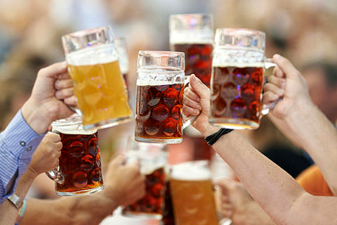 Towards entry "Drink (alcohol-free) beer and live for a hundred years"