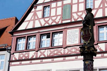 Towards entry "Historic towns, regional culture – and a lot of fun"