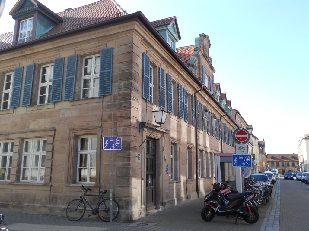 To the page:Welcome Center for International Researchers