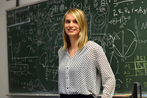 Towards entry "Elisabeth Hoppe is AI Newcomer of the Year"