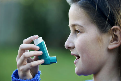 Towards entry "Can a messenger substance considered to be inflammatory alleviate asthma symptoms?"