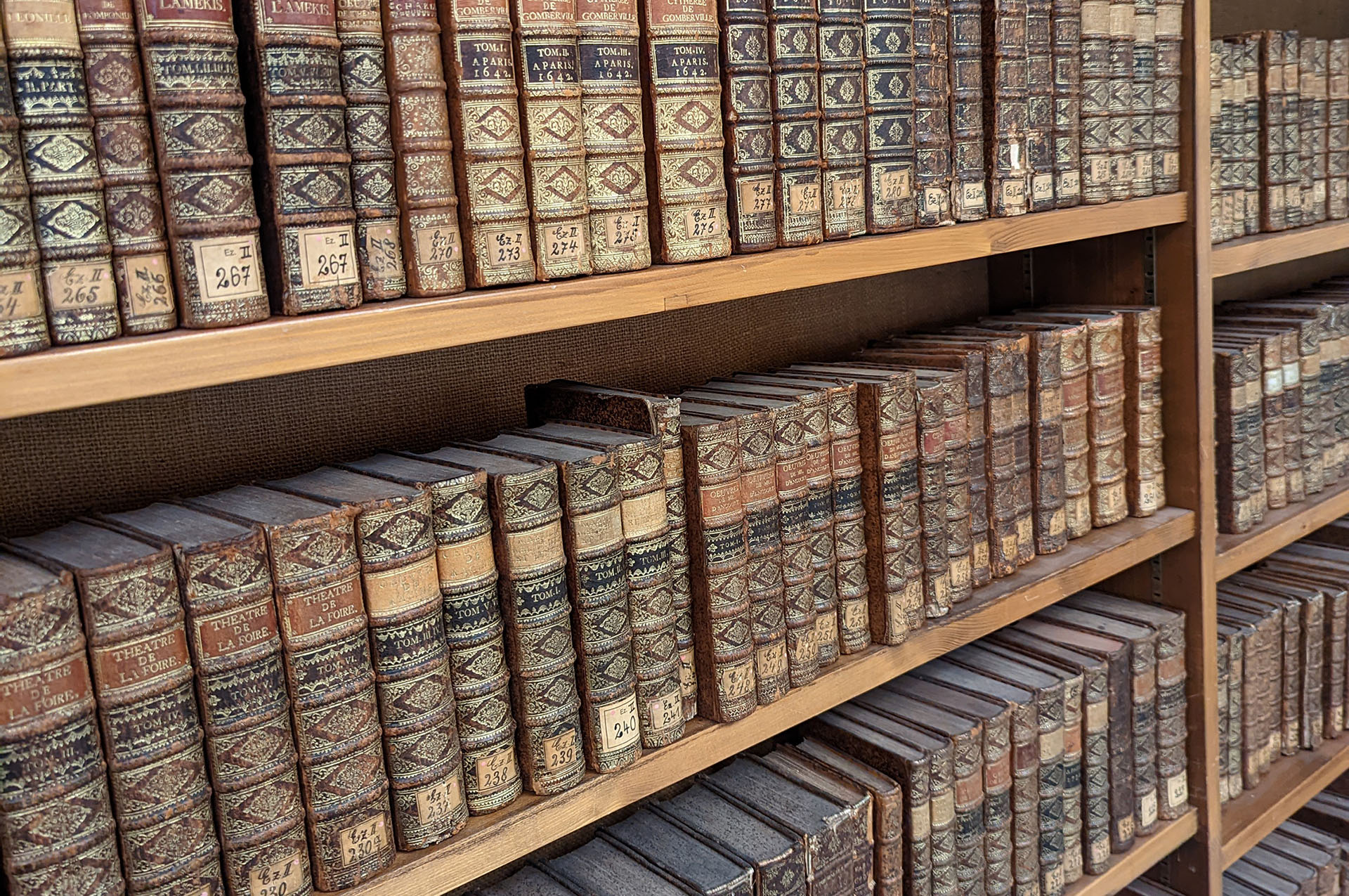 To the page:University Library (Historical collections)