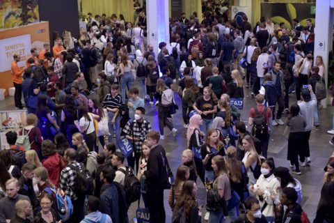 FAU - Erstsemesterbegrüßung - 2022 - Heinrich-Lades-Halle, Erlangen Foto: Montag 17.10.2022, Anestis Aslanidis