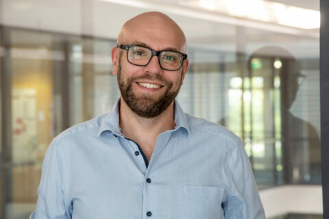 Towards entry "Europeans want decentralized power supply and low prices"