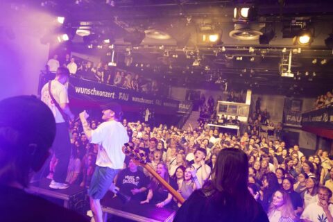 Towards entry "FAU Wunschkonzert 2024: video and image gallery"