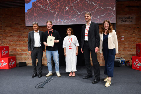 Towards entry "FAU and Zollhof receive award for startup hub concept"
