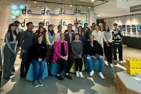 Towards entry "FAU and Siemens RIE Erlangen-Nuremberg Host Tsinghua X-lab Delegation for Inspiring Exchange"