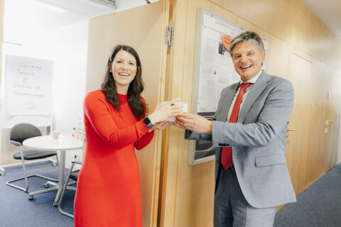 Towards entry "A Cup with the President – Episode 24: Prof. Dr. Lisa Handke"