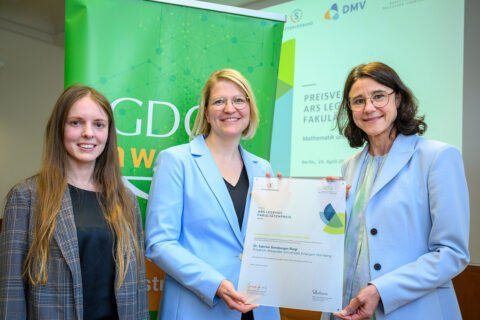 Towards entry "Ars Legendi Faculty Award for Dr. Sabrina Gensberger-Reigl"