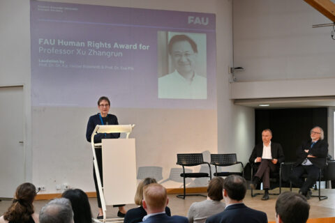 Towards entry "Professor Xu Zhangrun receives Human Rights Award"