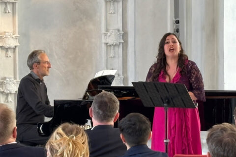 University music director Prof. Dr. Konrad Klek, piano, and Elena Eismont, vocals. (Image: Chair of Practical Theology)