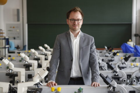 Towards entry "T cells: Our immune system’s special forces unit"