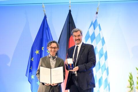 Towards entry "Order of Merit of the Federal Republic of Germany for Prof. Dr. Elmar Gräßel"