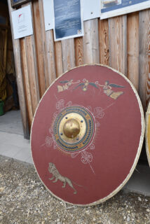 Roman shield with Victoria motif. (Image: FAU/Boris Mijat)(Image: FAU/Boris Mijat)