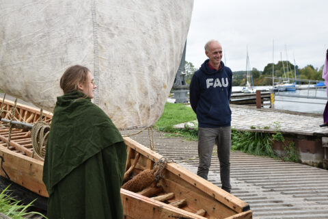 Christening and launching of the Prahm at the Altmühlsee lake center. (Image: FAU/Boris Mijat)