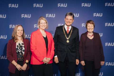 FAU Awards 2025: Preisträgerin des Renate Wittern-Sterzel-Preises, Sabrina Gensberger-Reigl.(Bild: FAU/Giulia Iannicelli)